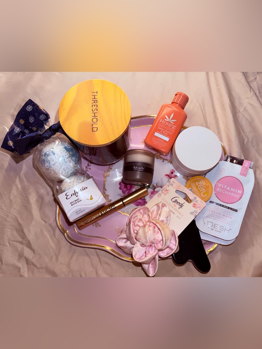 LoveShackFancy Bath & Body Gift Tray with Pink Floral Accessories